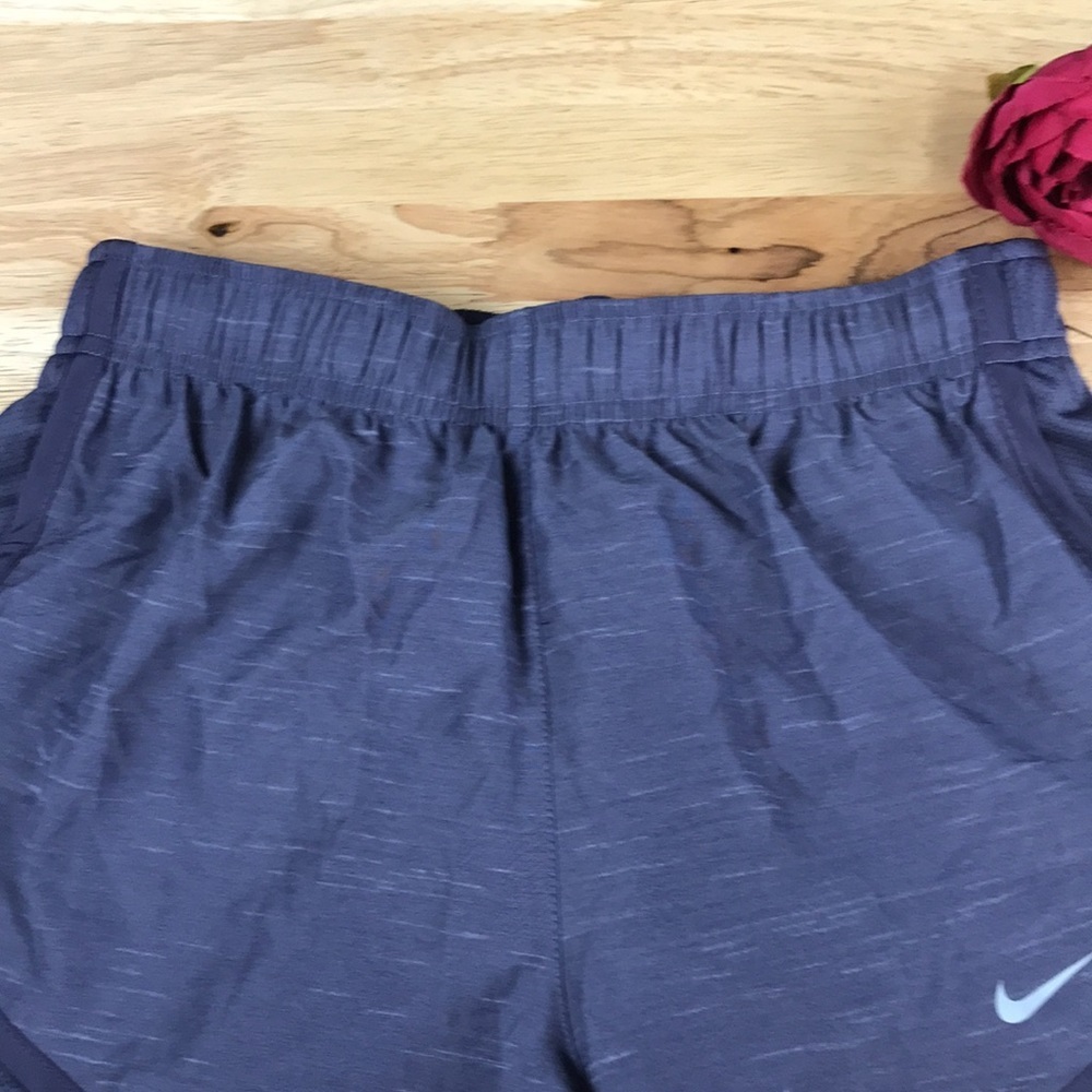 Nike Women's Tempo Running Shorts - Picture 3 of 5
